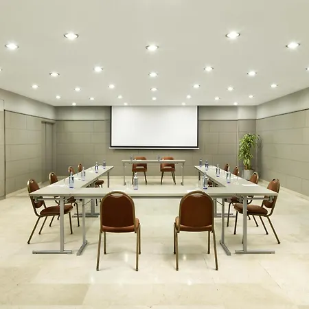 Istay By Nh Zaragoza Sport Hotel-3