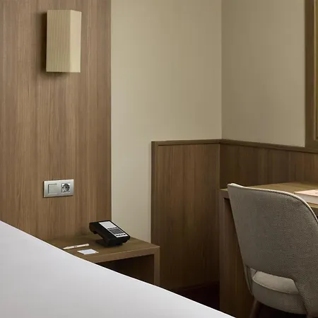 Istay By Nh Zaragoza Sport Hotel-2
