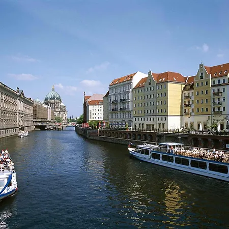 ibis Styles Berlin Treptow-3