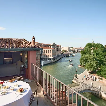 Hotel Santa Chiara-2