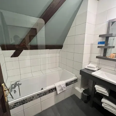La Cour Du Bailli Suites & Spa-2