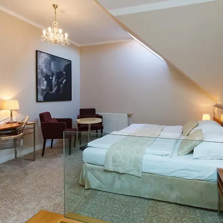 Hotel Aplaus-2