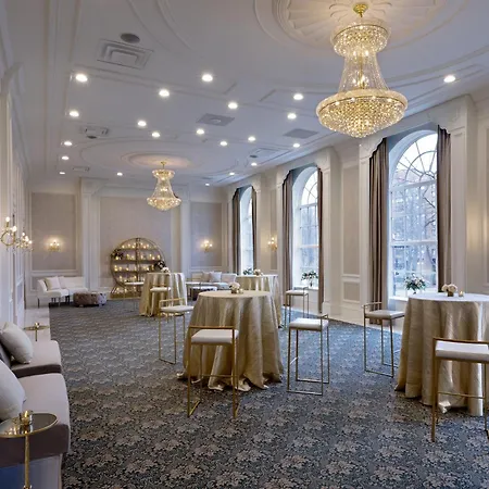 The Lord Nelson Hotel & Suites-3