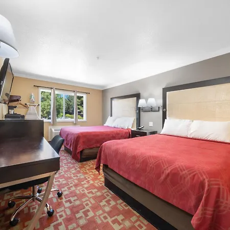 Econo Lodge Inn & Suites Fallbrook Downtown-3