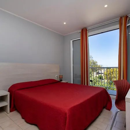Hotel Arcu Di Sole-2