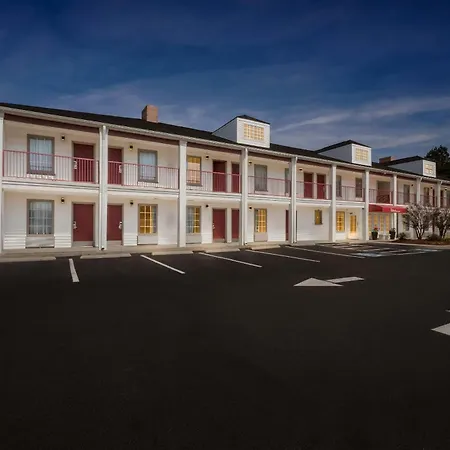 Red Roof Inn & Suites Wilson-3