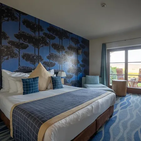 Hotel Cascade Resort & Spa-2