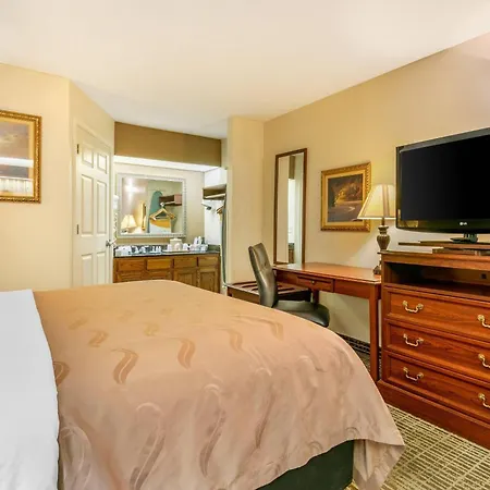 Quality Inn Johnson City I-26 Exit 17-2