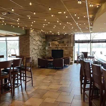 Radisson Hotel La Crosse-3