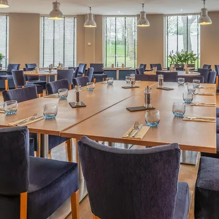 Daresbury Park Hotel-3