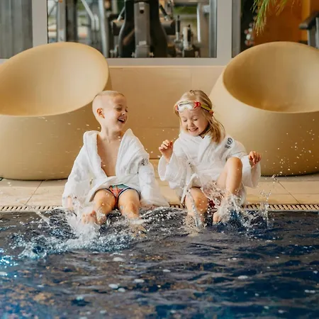 Sheraton Poznan Hotel-2