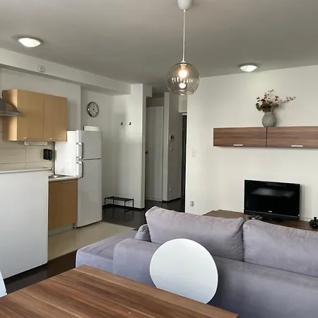 Corvin Center Suites-2