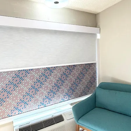 Days Inn By Wyndham Frankfort-3