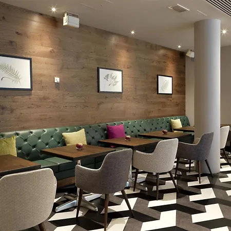 Hilton Garden Inn Birmingham Brindley Place-2