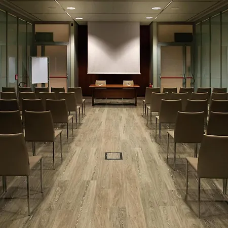 Doubletree By Hilton Turin Lingotto-3