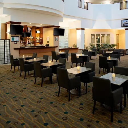 Embassy Suites By Hilton Portland Airport-2