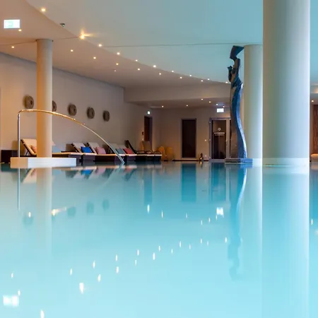 The Grand Ahrenshoop-2