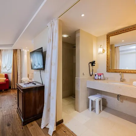 Hotel Fameli-3