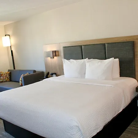 The Cairn Hotel-3