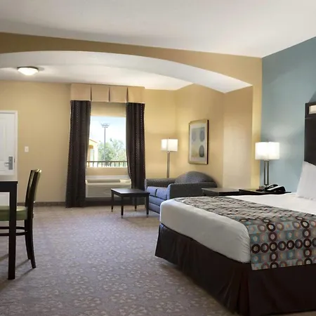 Days Inn & Suites By Wyndham Gonzales Tx-3