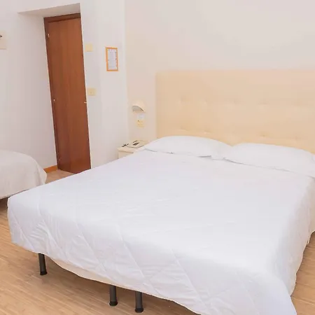 Hotel Lungomare-2