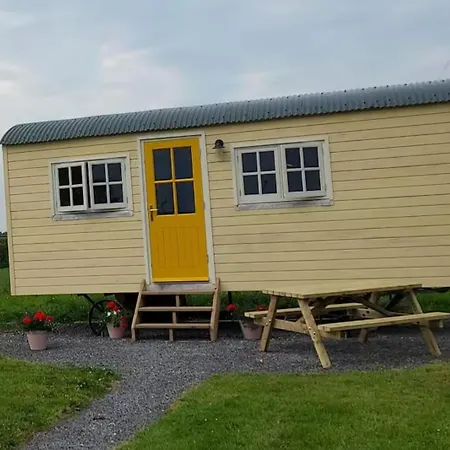 Abbeyview House B&B And Glamping-3
