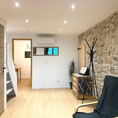 Au Château de Villelongue B&B-3