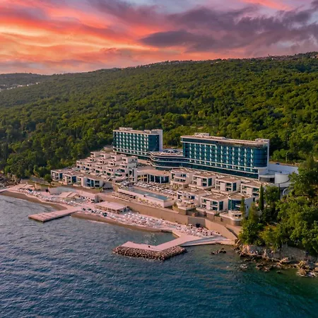 Hilton Rijeka Costabella Beach Resort And Spa-3