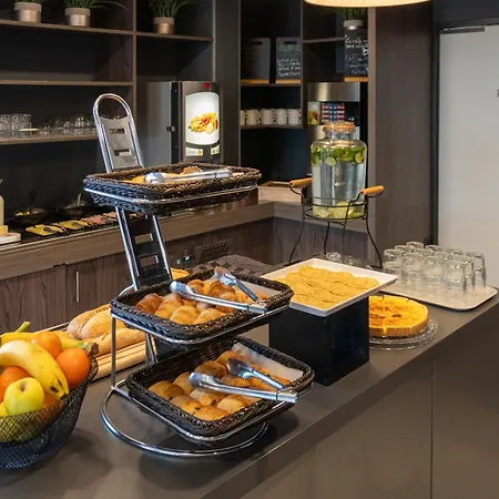 easyHotel Paris Charles de Gaulle Villepinte-3