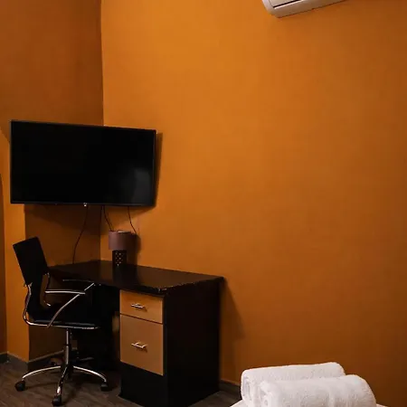 Seven Nights Hostel Cartagena-2