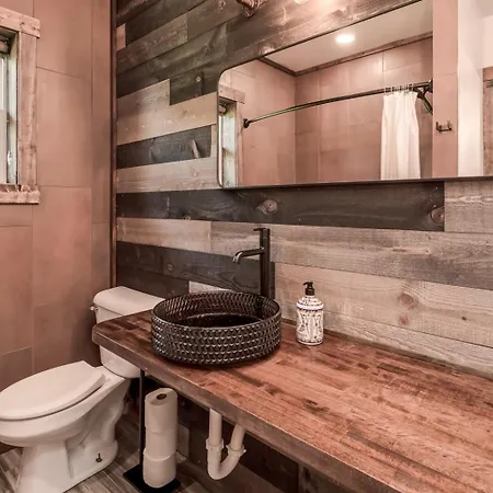 Boutique Hotel King, Queen & Kitchen Suites Easy Drive To Downtown-2