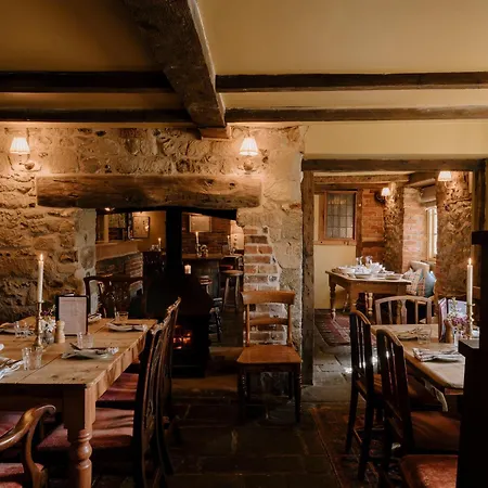 The Queen'S Head-3