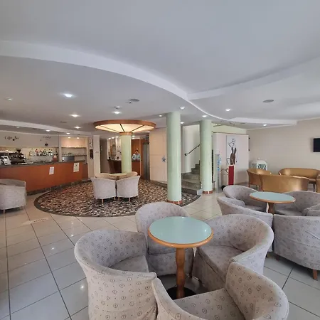 Hotel Marina-3