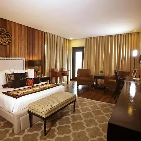 The Oriental Luxury Suites Tagaytay-3
