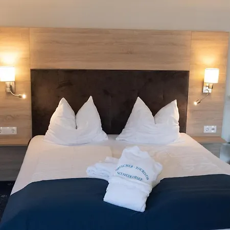 Hotel Am Greiner-3
