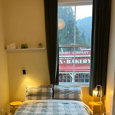 Nourish Reefton & Wilsons Hotel-3