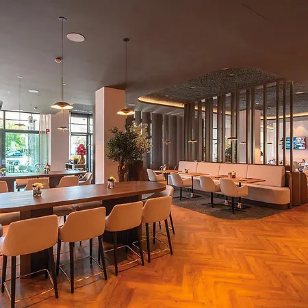 Van der Valk Hotel Spa-3