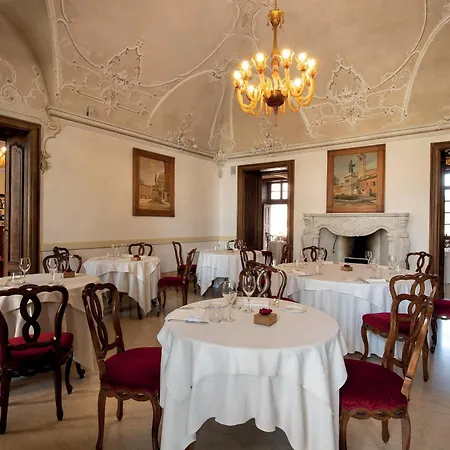 Villa Fenaroli Palace Hotel-3