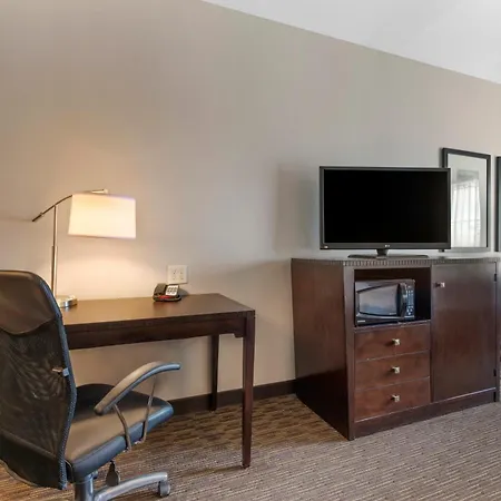 Best Western Plus Duncanville Dallas-2