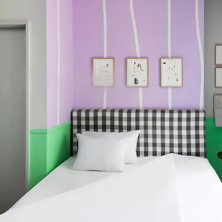 Boutique & Art Hotel Helvetia-3