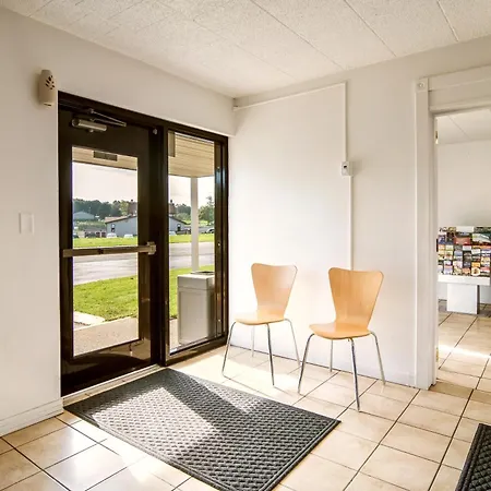 Motel 6-New Stanton, Pa-2