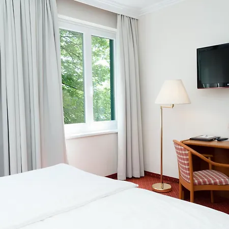 Inselhotel Faakersee-3