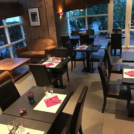Hotel Du Porge-2