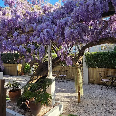 Chez Louis-2