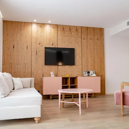 Glow Boutique Hotel & Suites-2