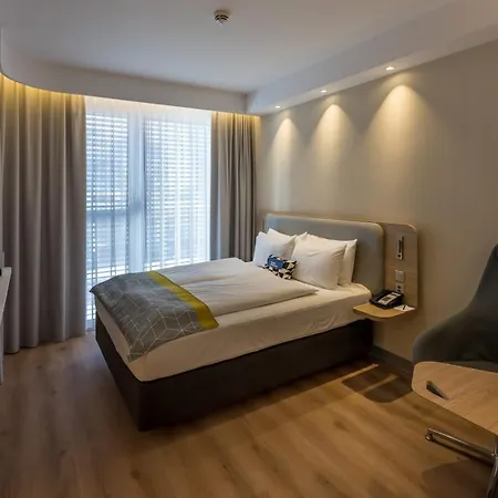 Holiday Inn Express - Luzern - Kriens, an IHG Hotel-2