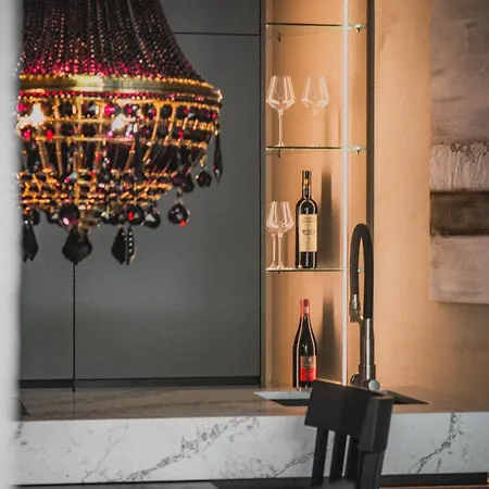 Unique Boutique Hotel Antibes Juan-les-Pins-3