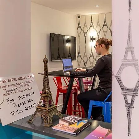 ibis Styles Paris Eiffel Cambronne-3