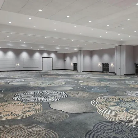 Sheraton Vancouver Airport Hotel-3
