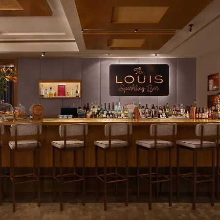 Louis Hotel-2